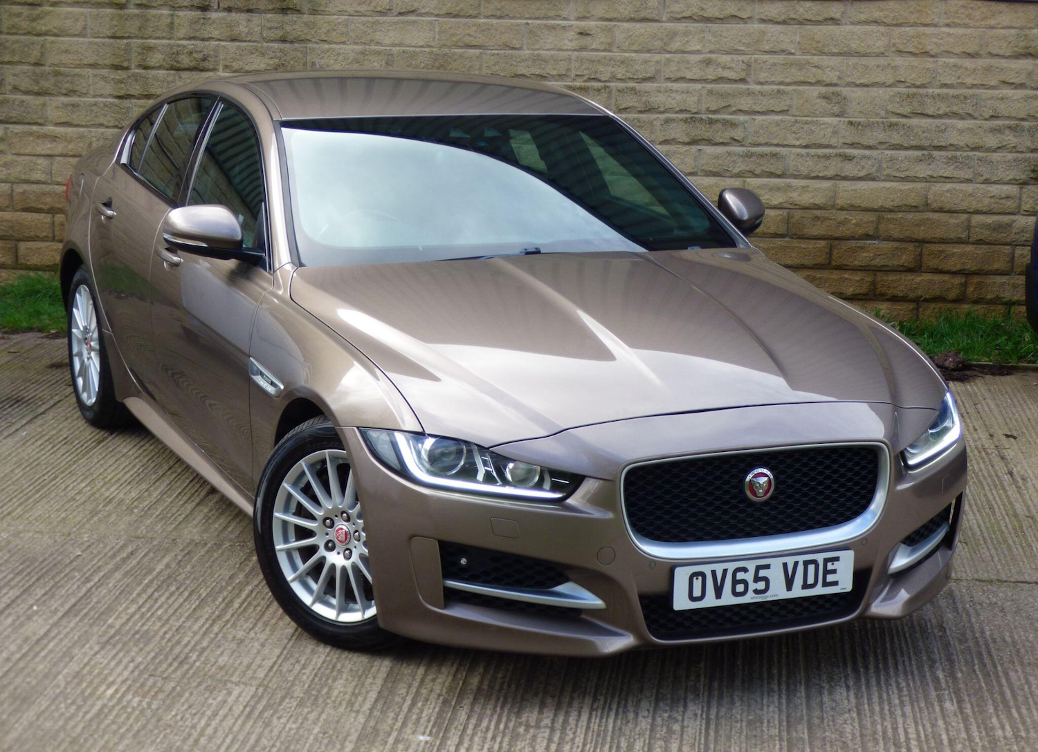 Used Jaguar XE 2015 for sale - 78029064: Photo 21