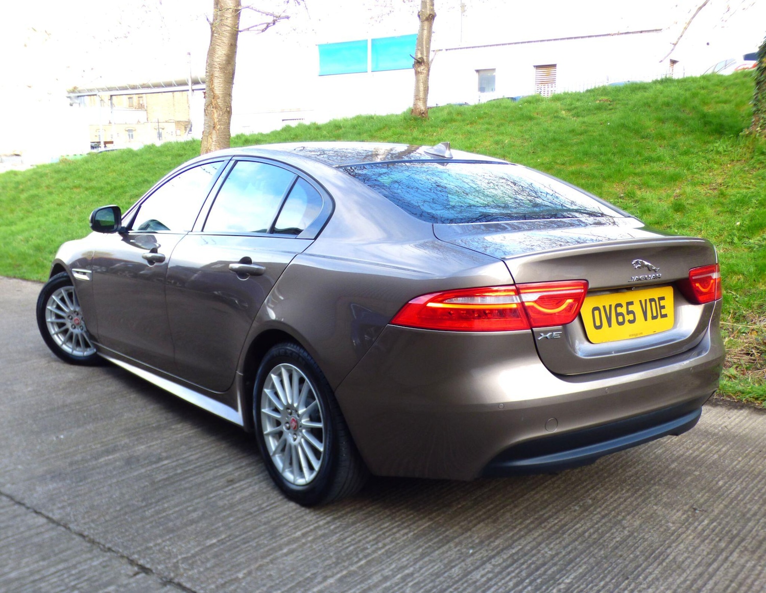Used Jaguar XE 2015 for sale - 78029064: Photo 29