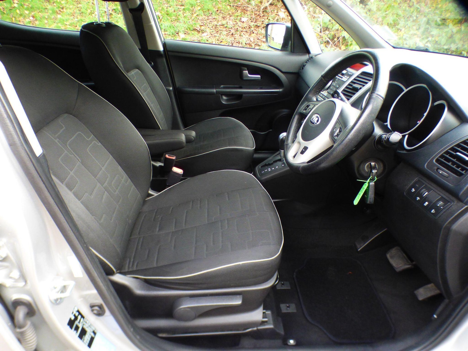 Used Kia Venga 2013 for sale - 76535038: Photo 24