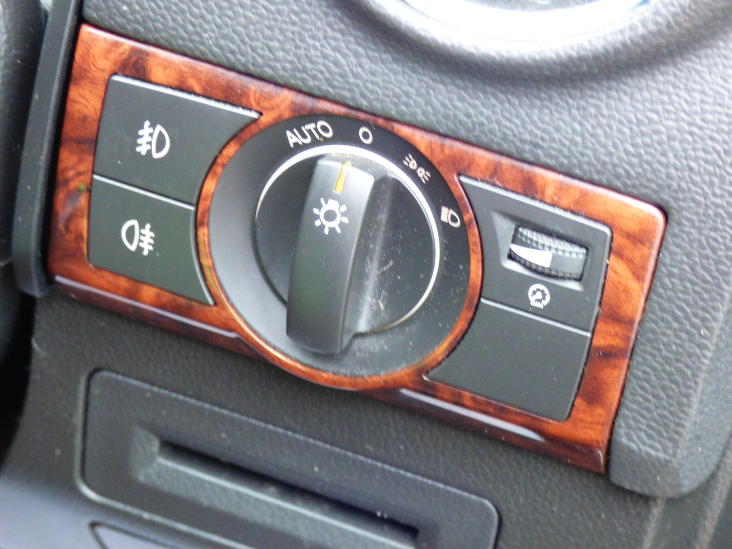 Used Vauxhall Antara 2012 for sale - 77462971: Photo 21