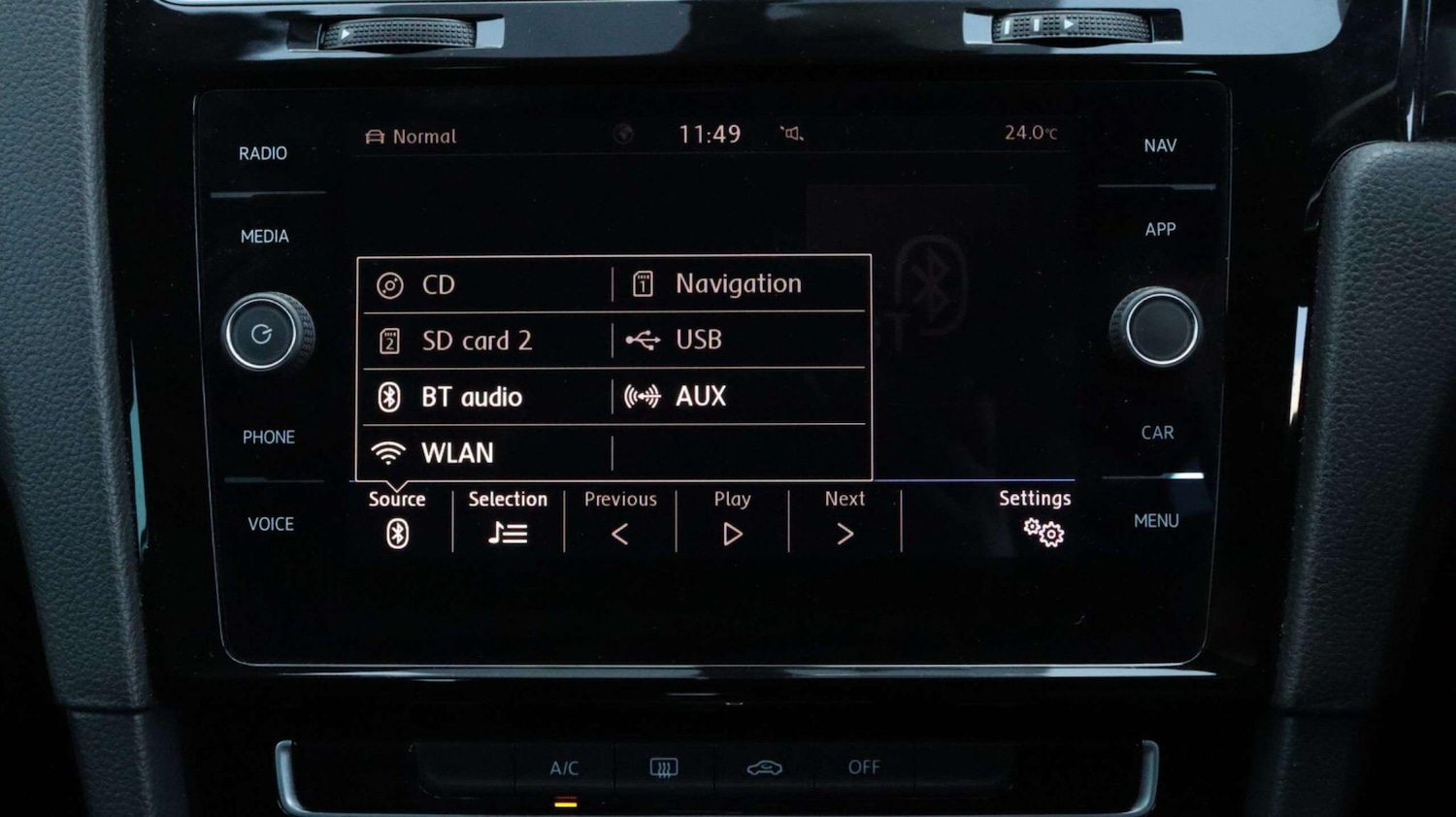 Used Volkswagen Golf 2017 for sale - 76739380: Photo 8