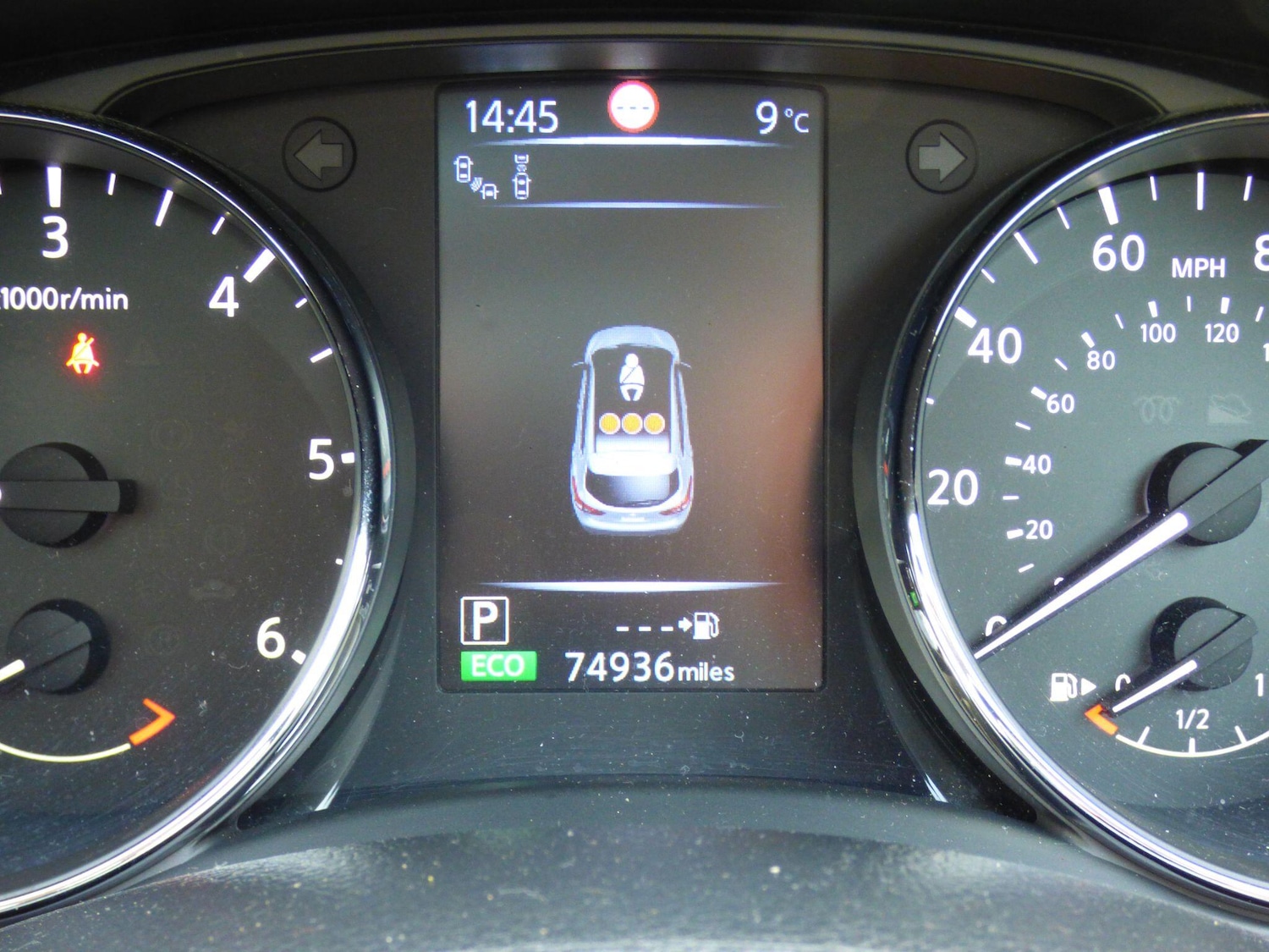 Used Nissan Qashqai 2014 for sale - 77775302: Photo 25