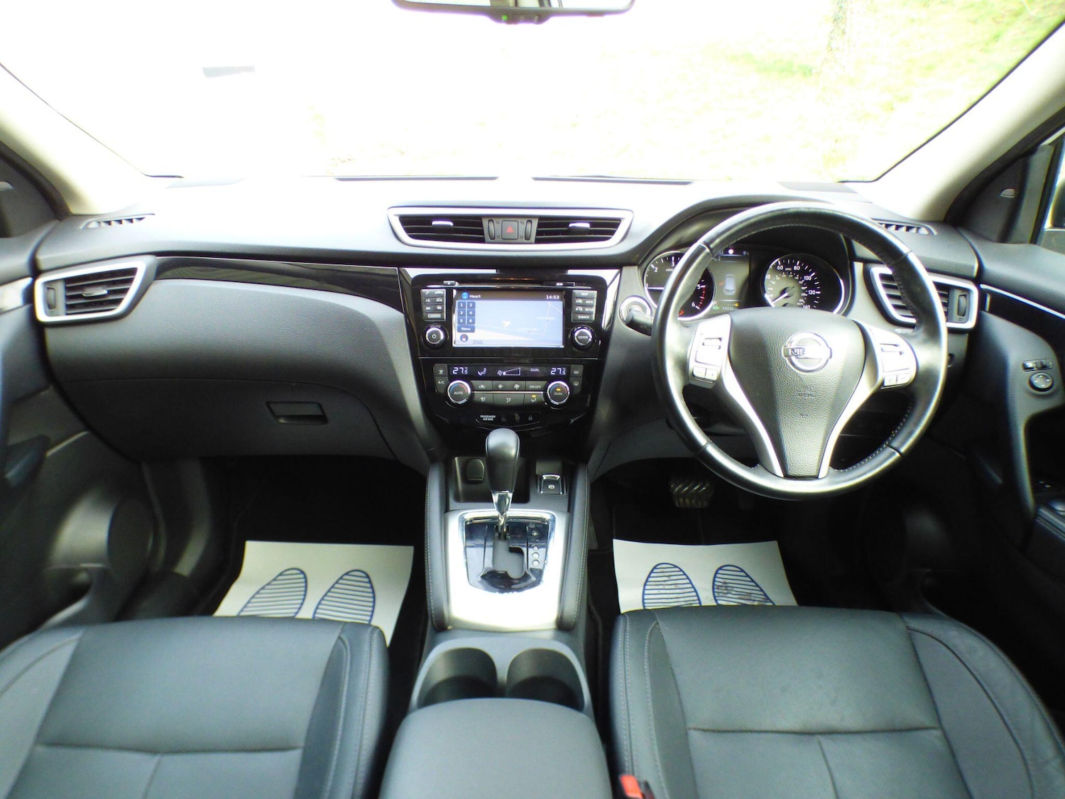 Used Nissan Qashqai 2014 for sale - 77775302: Photo 32