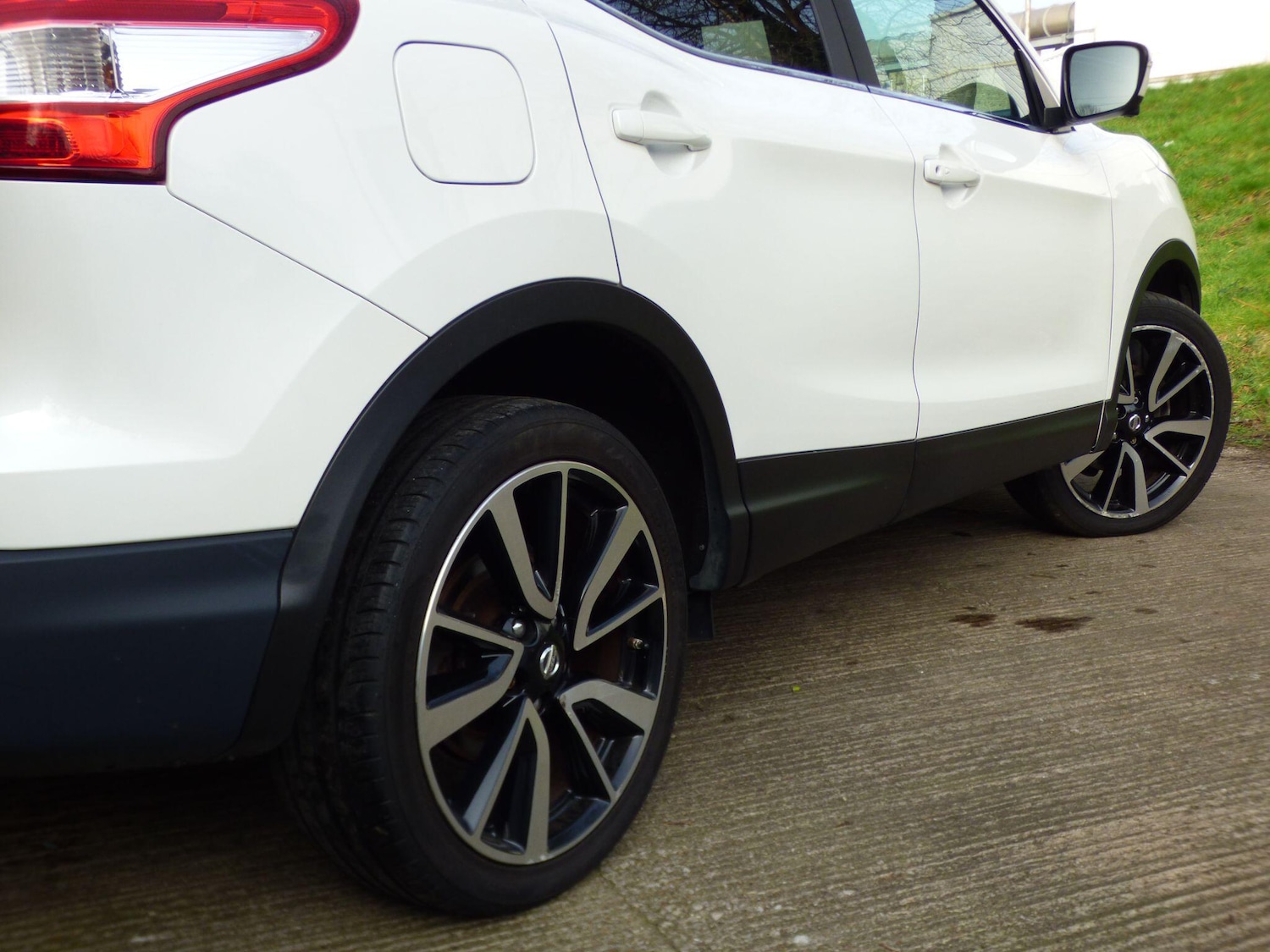 Used Nissan Qashqai 2014 for sale - 77775302: Photo 34