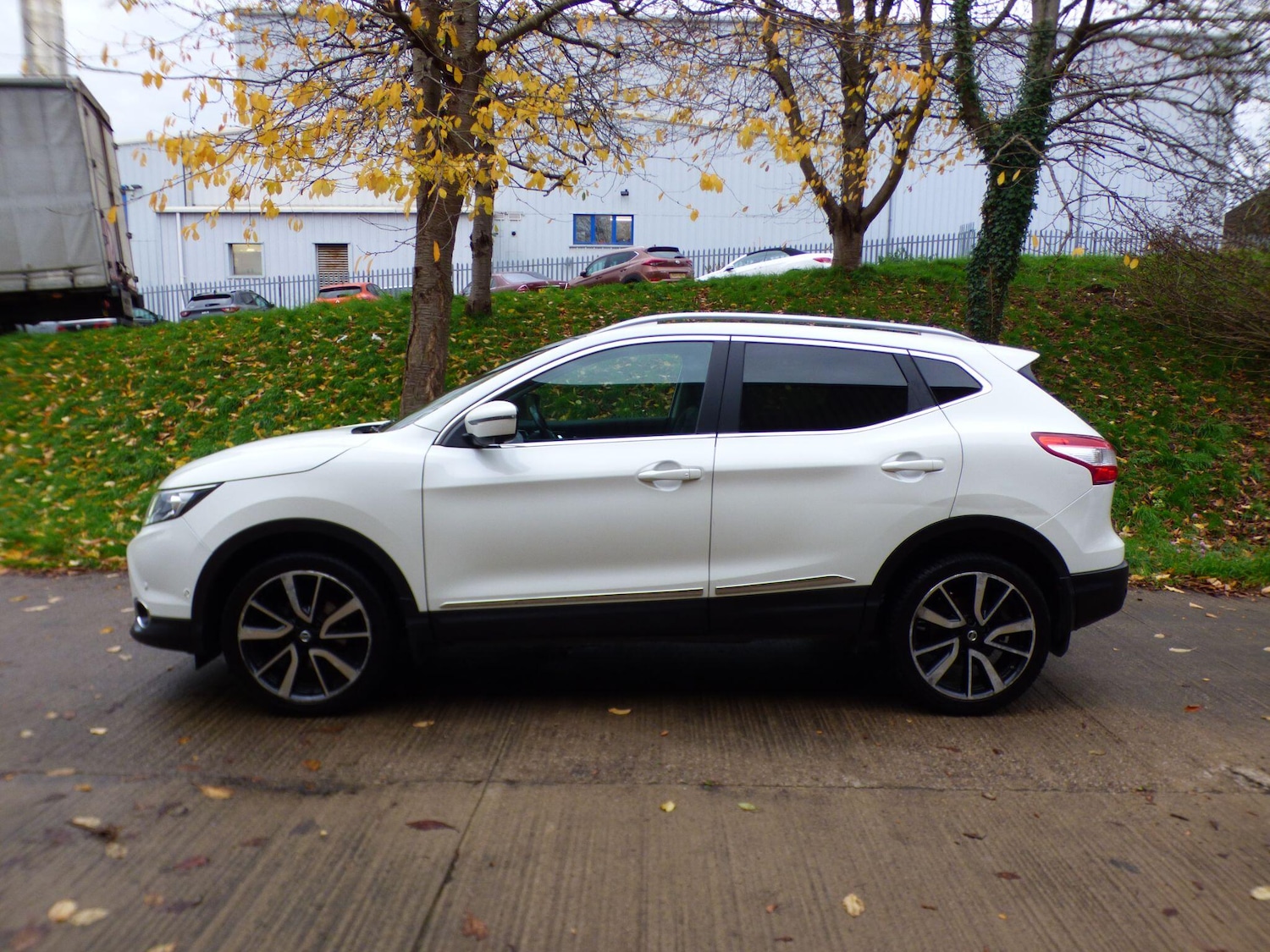 Used Nissan Qashqai 2016 for sale - 76773507: Photo 19