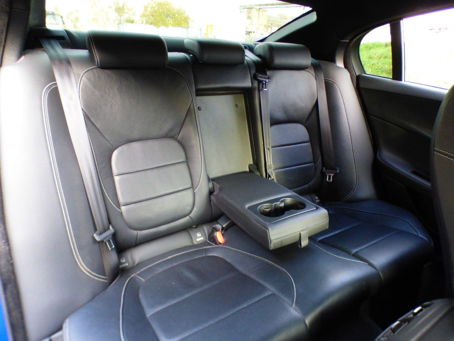 Used Jaguar XE 2018 for sale - 76896410: Photo 32