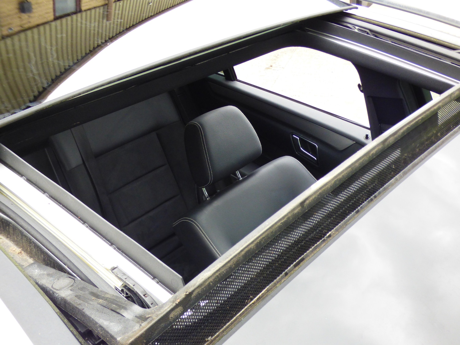 Used Mercedes-Benz E Class 2015 for sale - 76010690: Photo 19