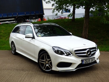 2015 (15) - 2.1 E300dh BlueTEC AMG Line Estate 5dr Diesel Hybrid G-Tronic+ Euro 5 (s/s)