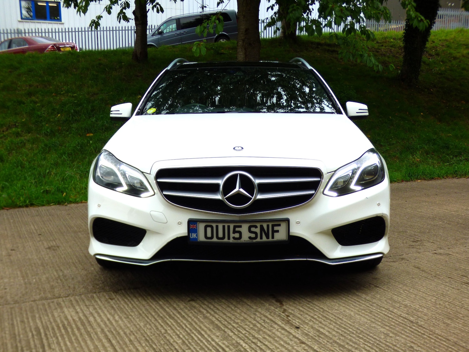 Used Mercedes-Benz E Class 2015 for sale - 76010690: Photo 8