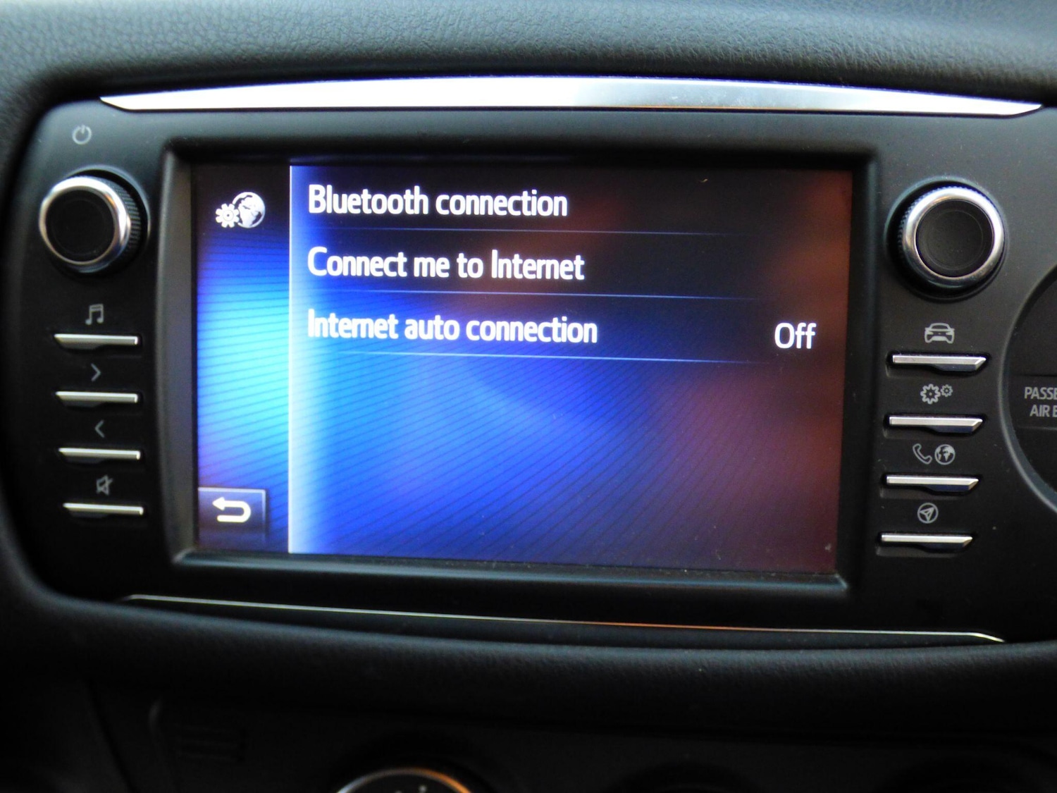 Used Toyota Yaris 2020 for sale - 77654095: Photo 20