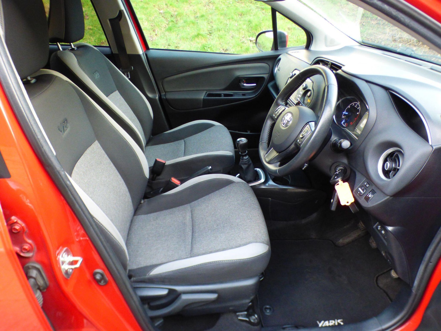 Used Toyota Yaris 2020 for sale - 77654095: Photo 23