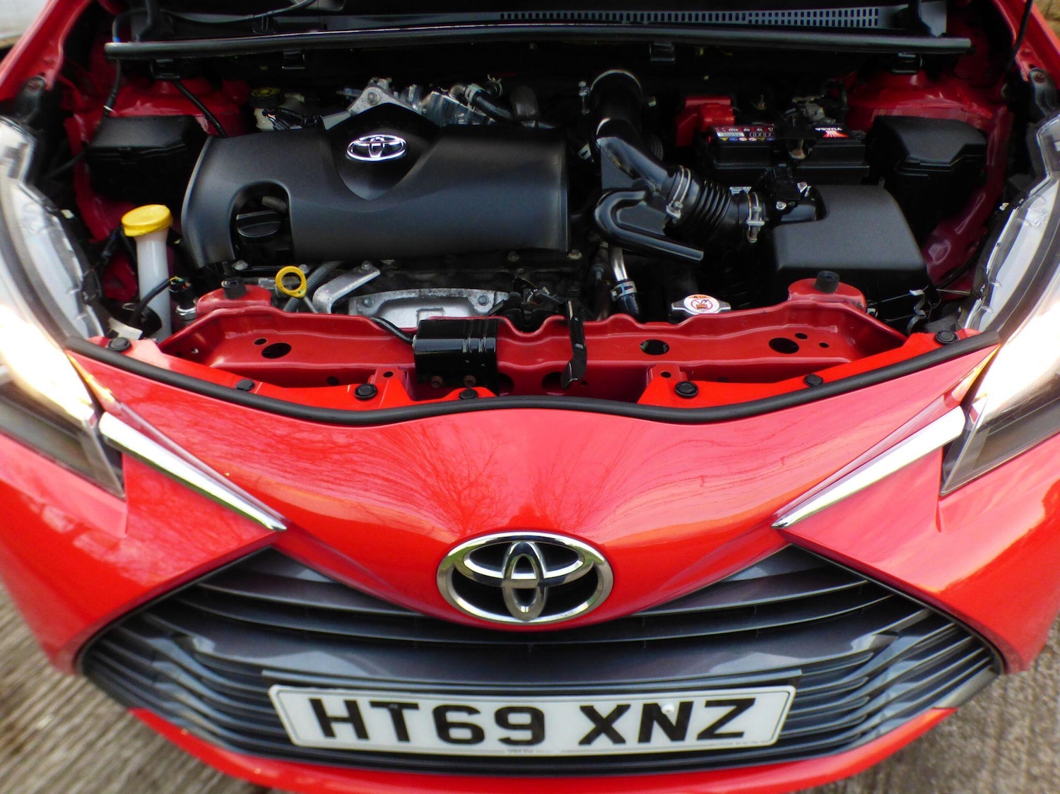 Used Toyota Yaris 2020 for sale - 77654095: Photo 28