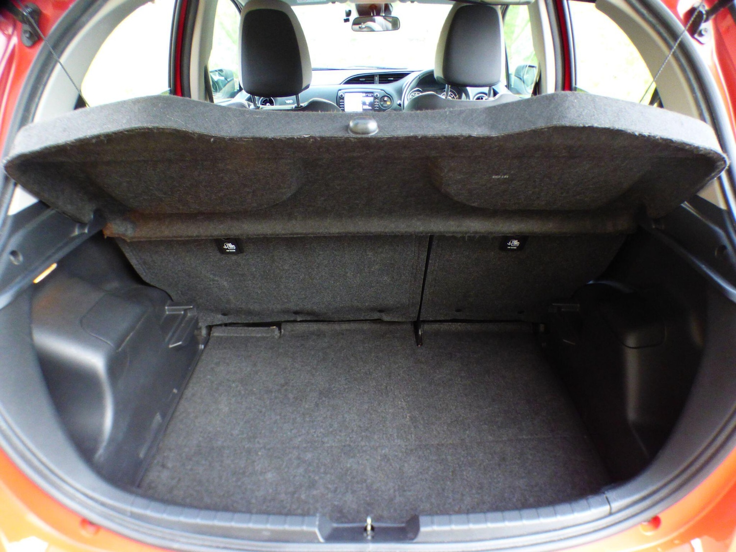 Used Toyota Yaris 2020 for sale - 77654095: Photo 42