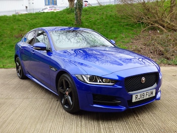 Used Jaguar XE 2019 for sale - 78406878: Photo