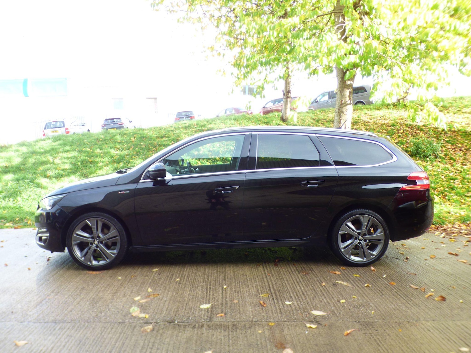Used Peugeot 308 SW 2016 for sale - 76364404: Photo 16