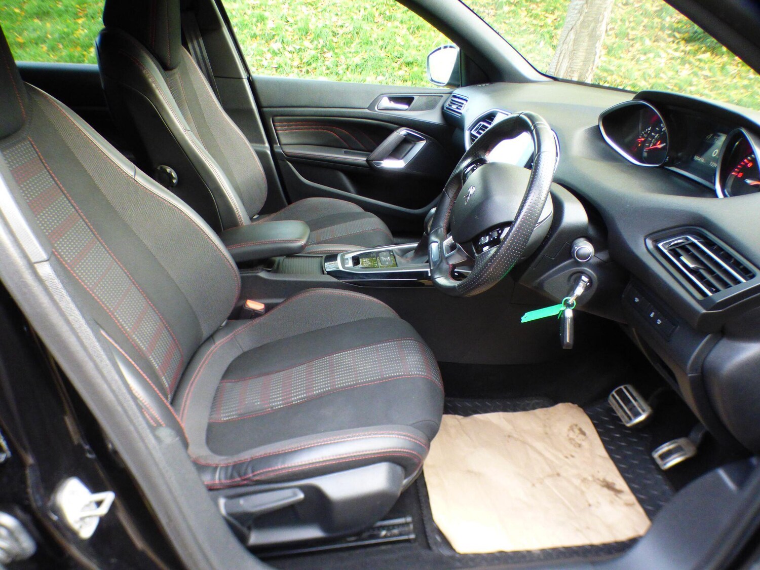 Used Peugeot 308 SW 2016 for sale - 76364404: Photo 21