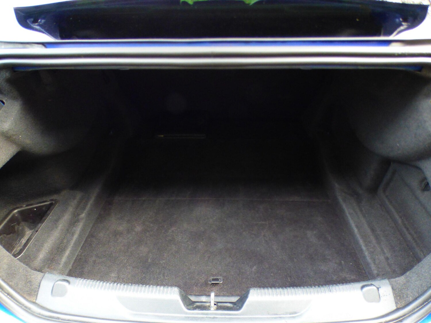 Used Jaguar XE 2018 for sale - 77899033: Photo 15