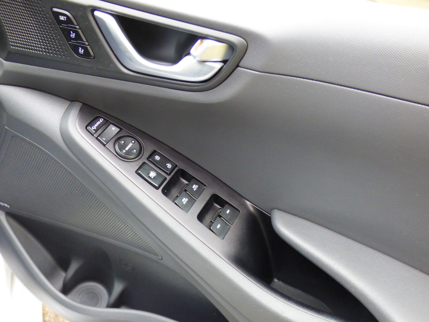 Used Hyundai IONIQ 2017 for sale - 76937647: Photo 25