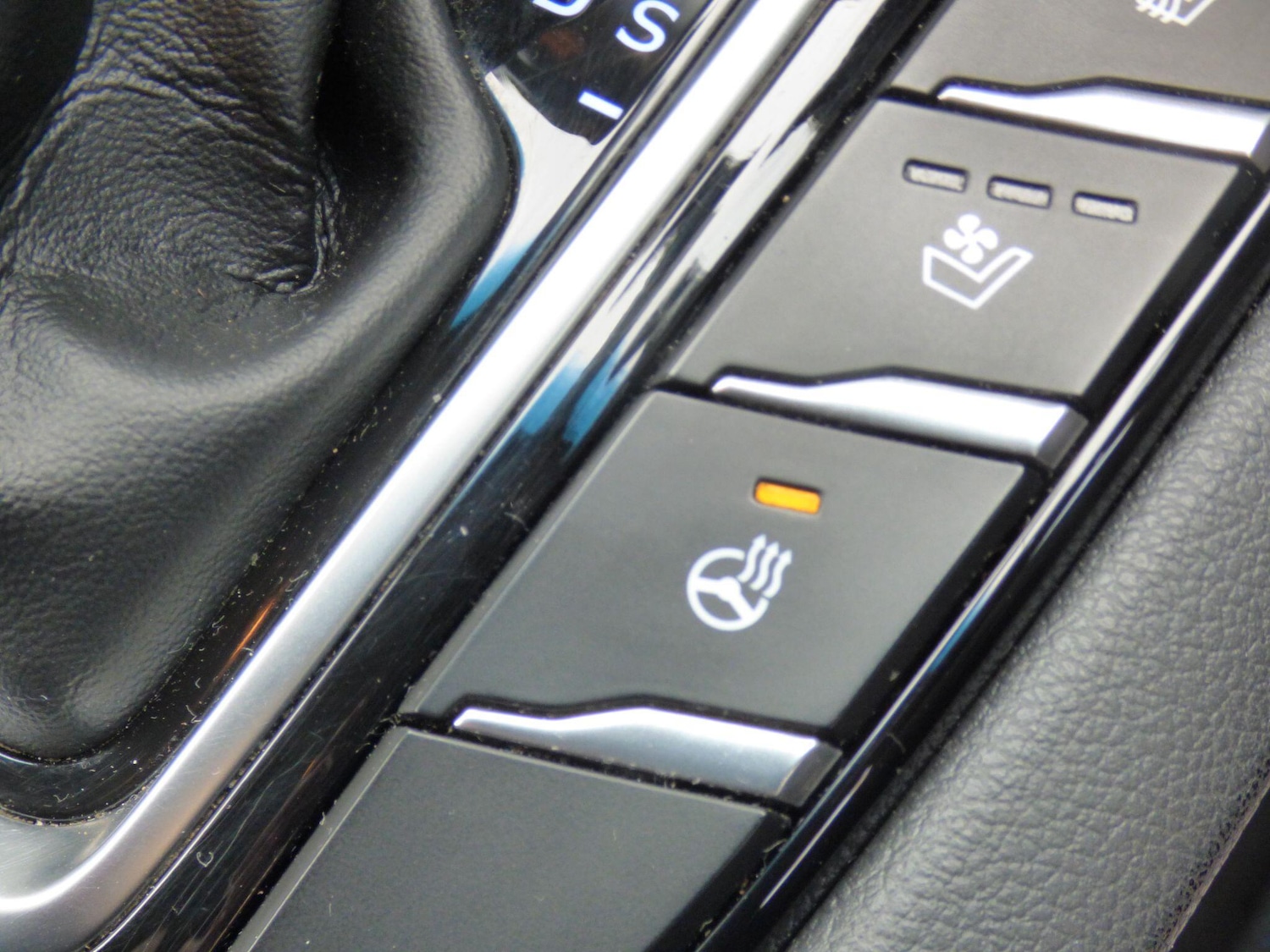 Used Hyundai IONIQ 2017 for sale - 76937647: Photo 34