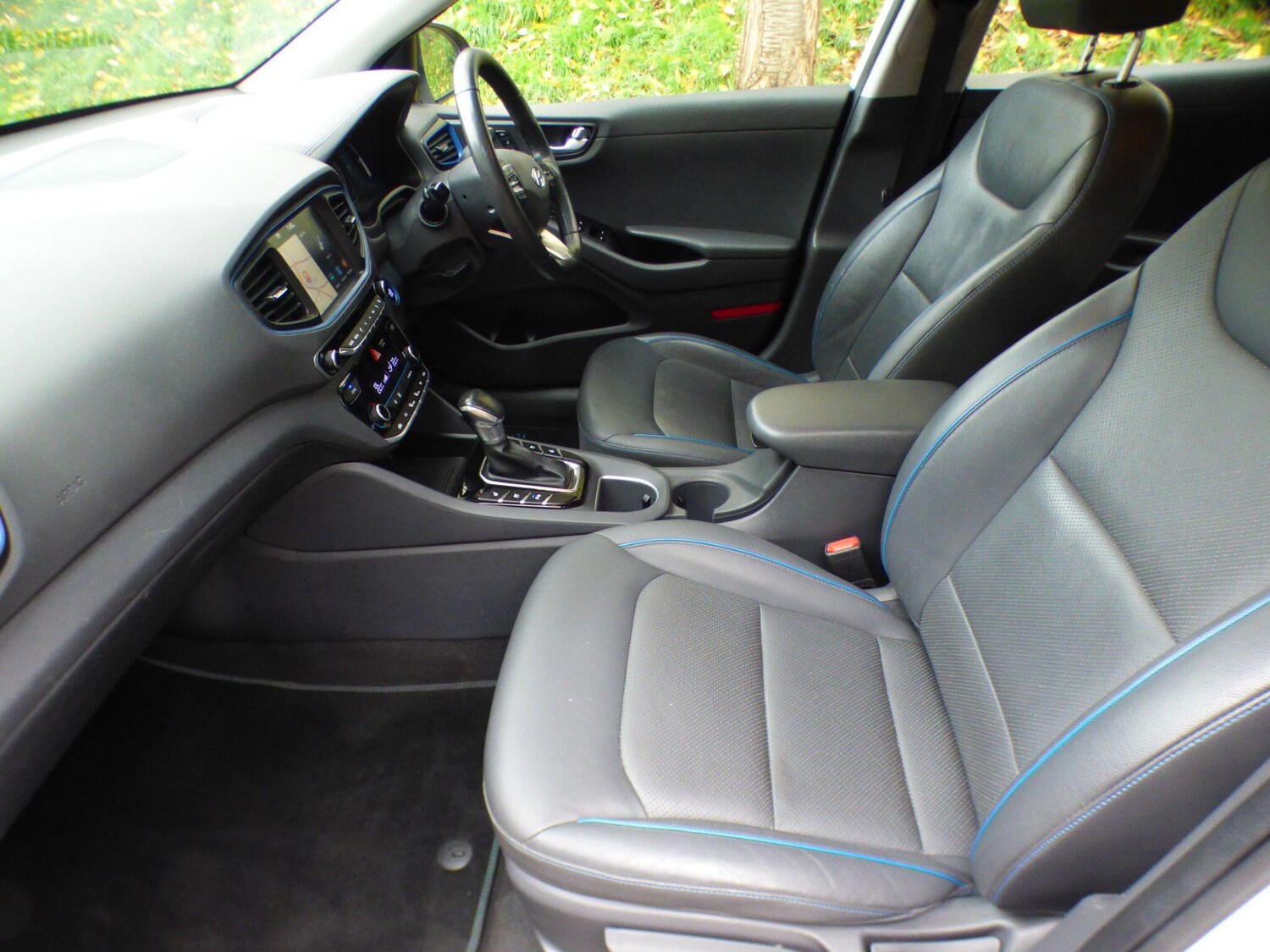 Used Hyundai IONIQ 2017 for sale - 76937647: Photo 35