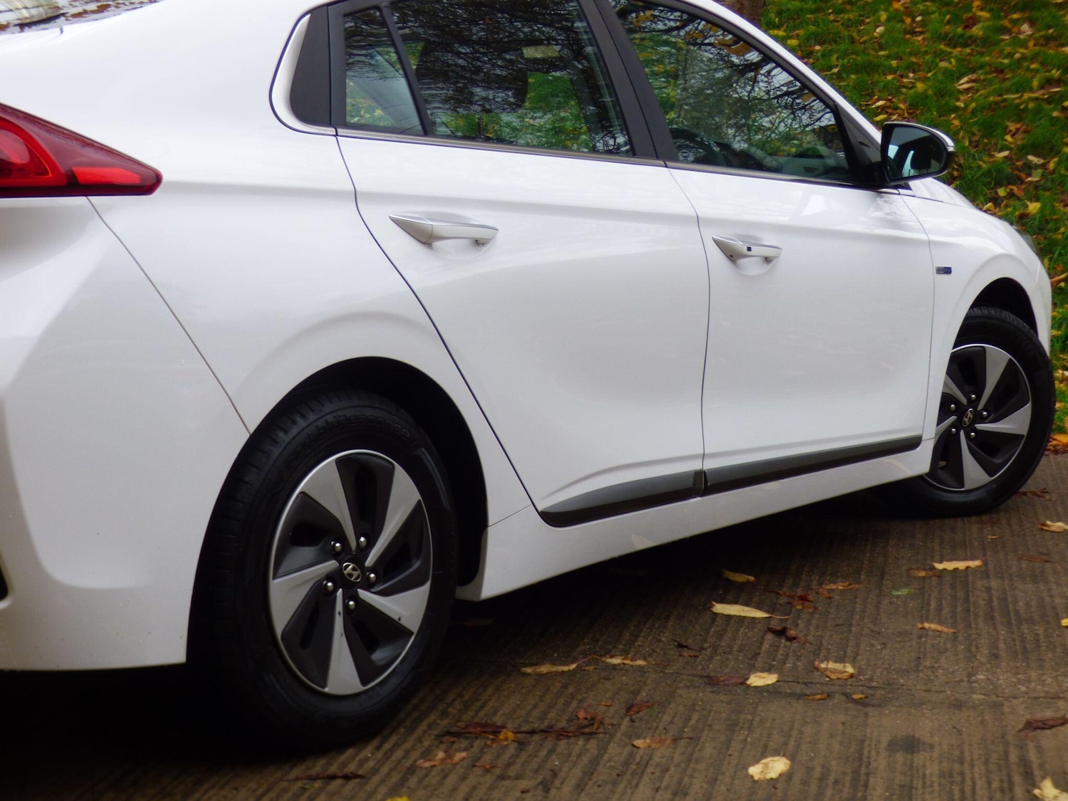 Used Hyundai IONIQ 2017 for sale - 76937647: Photo 42