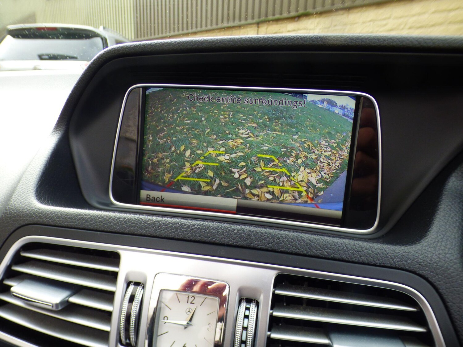 Used Mercedes-Benz E Class 2014 for sale - 77588686: Photo 16