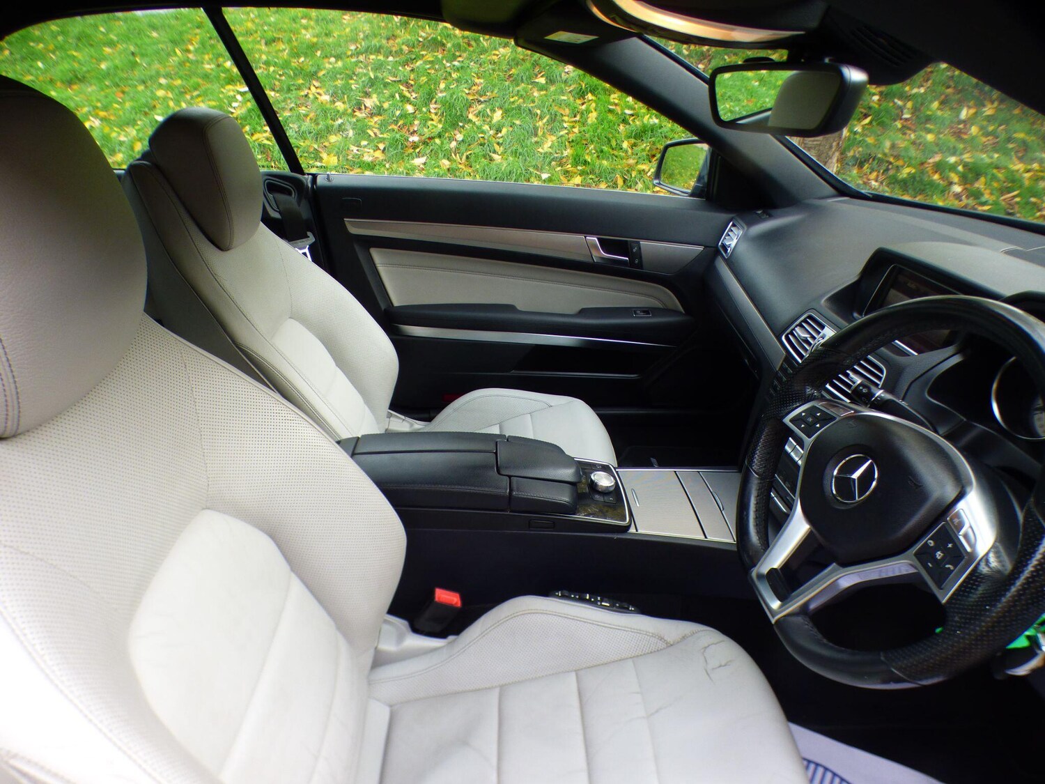 Used Mercedes-Benz E Class 2014 for sale - 77588686: Photo 17