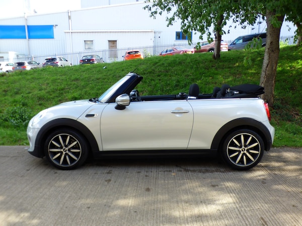 Used MINI Convertible 2016 for sale - 76030255: Photo 28