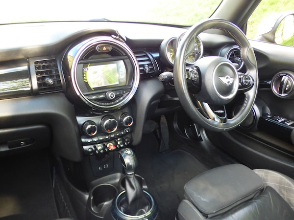 Used MINI Convertible 2016 for sale - 76030255: Photo 29