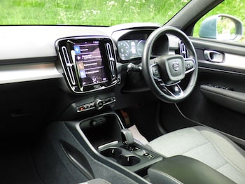Used Volvo XC40 2022 for sale - 78509505: Photo
