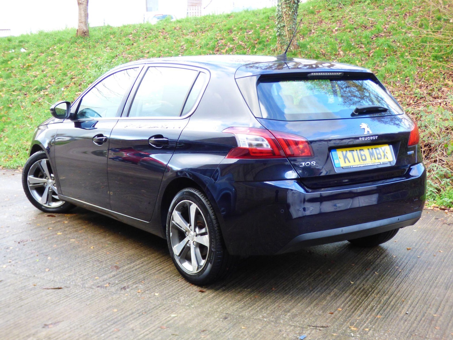Used Peugeot 308 2016 for sale - 76928166: Photo 16