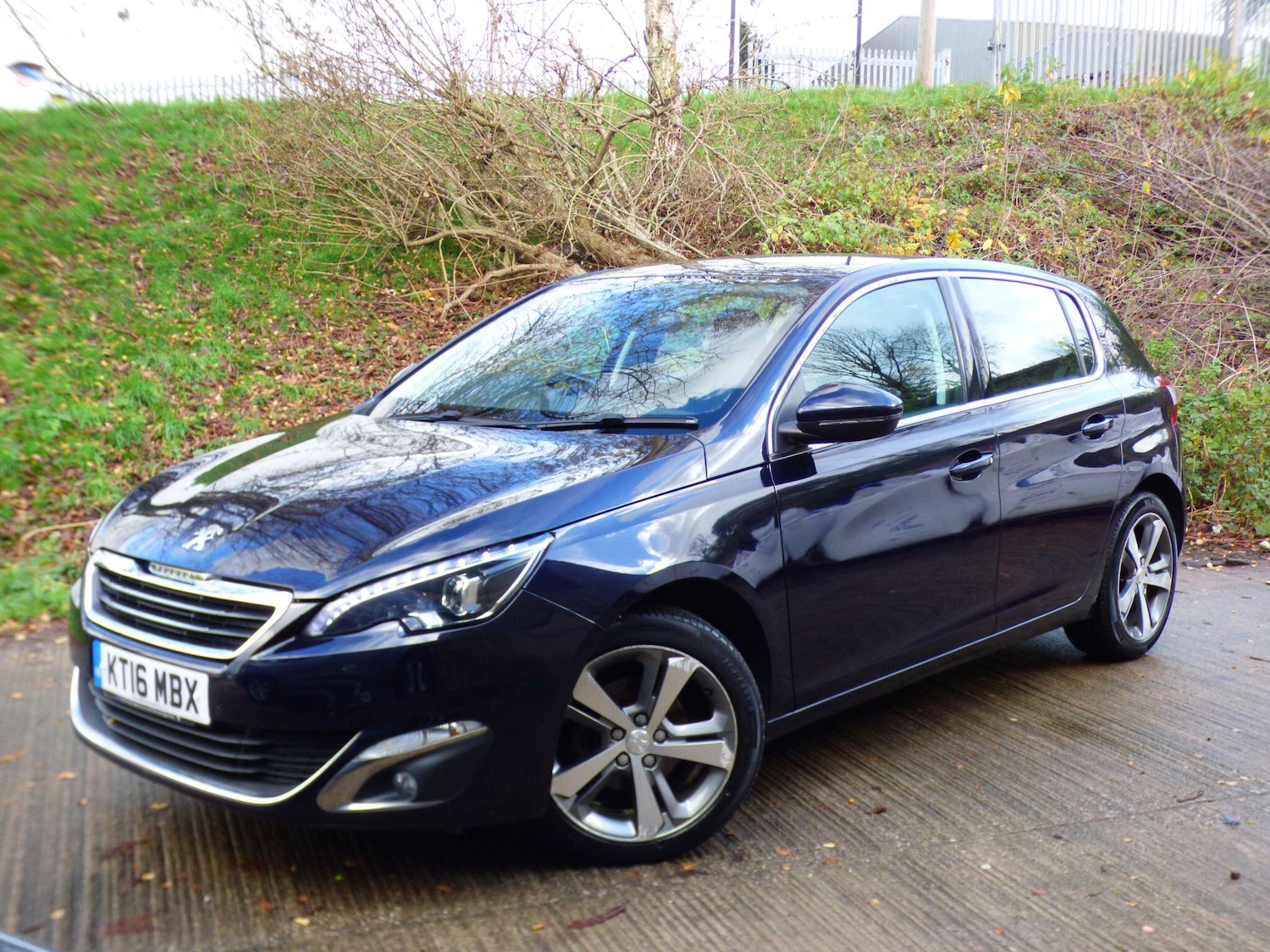 Used Peugeot 308 2016 for sale - 76928166: Photo 23