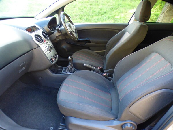 Used Vauxhall Corsa 2009 for sale - 76057840: Photo 10