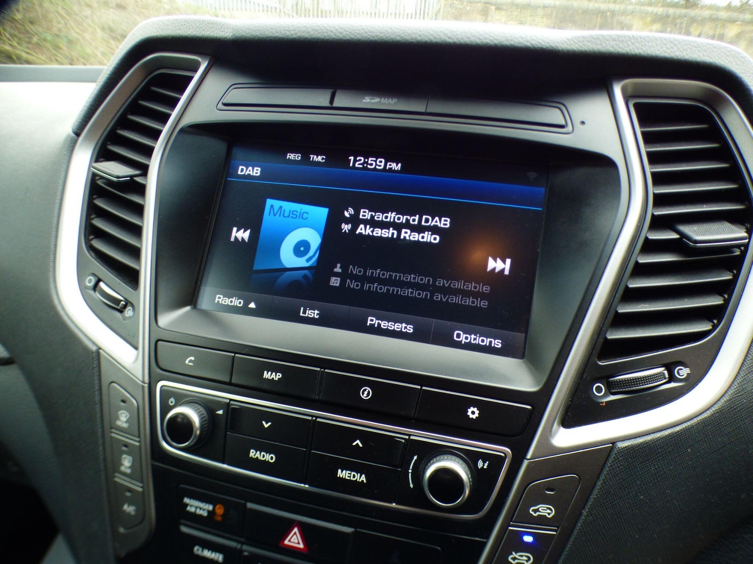 Used Hyundai Santa Fe 2018 for sale - 77719022: Photo 18