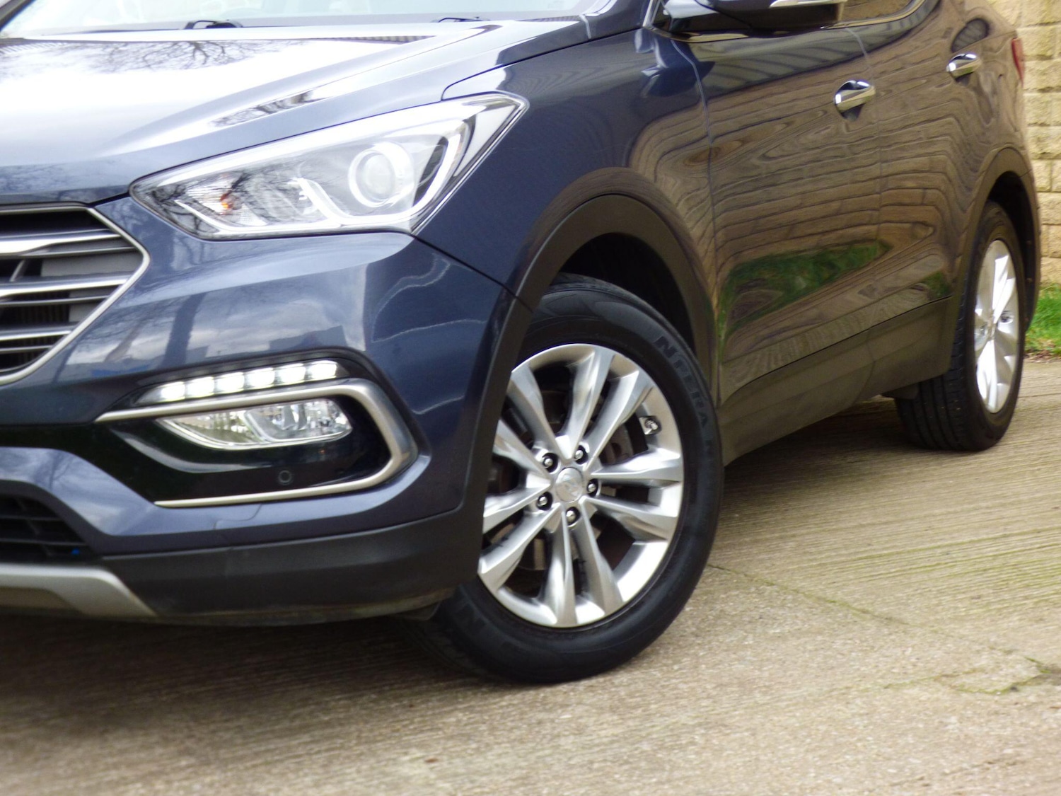 Used Hyundai Santa Fe 2018 for sale - 77719022: Photo 41