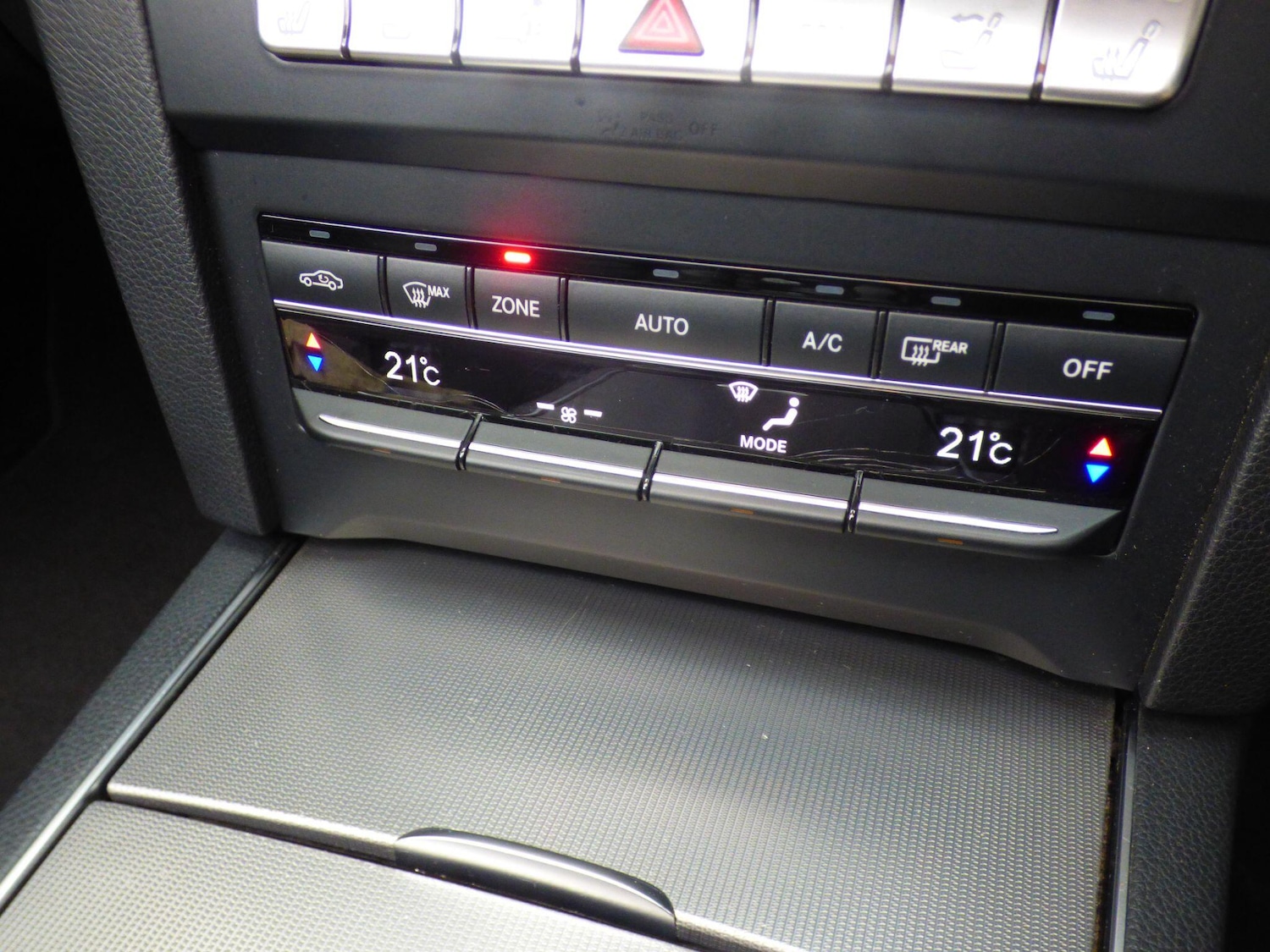 Used Mercedes-Benz E Class 2013 for sale - 76324496: Photo 14