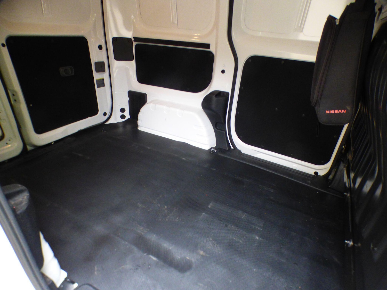 Used Nissan e-NV200 2018 for sale - 77287375: Photo 9