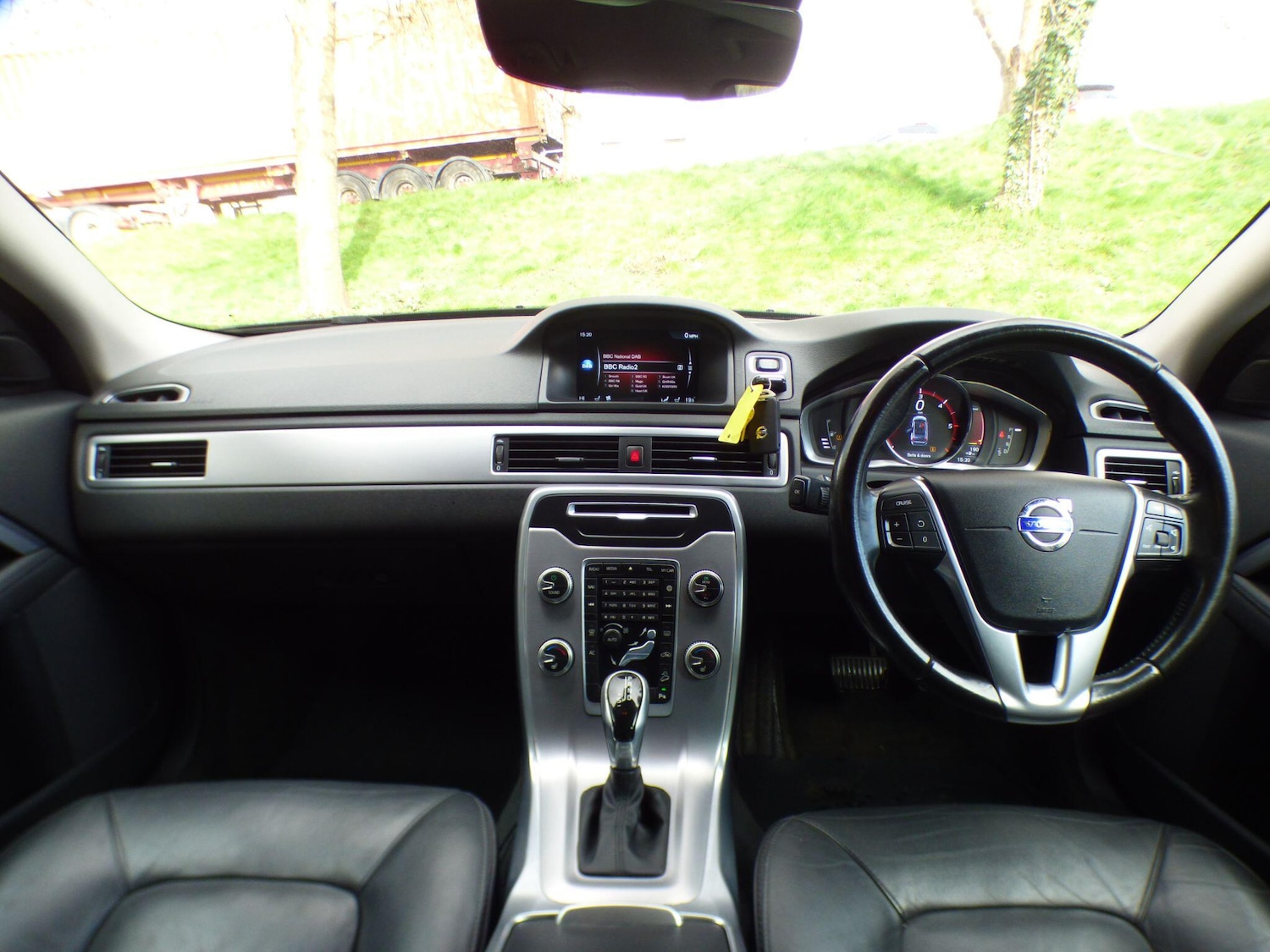 Used Volvo XC70 2015 for sale - 78084011: Photo 30