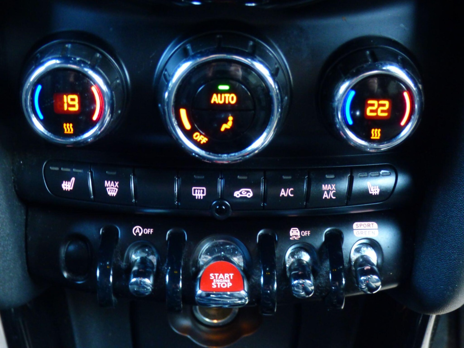 Used MINI Hatch 2021 for sale - 76581235: Photo 40