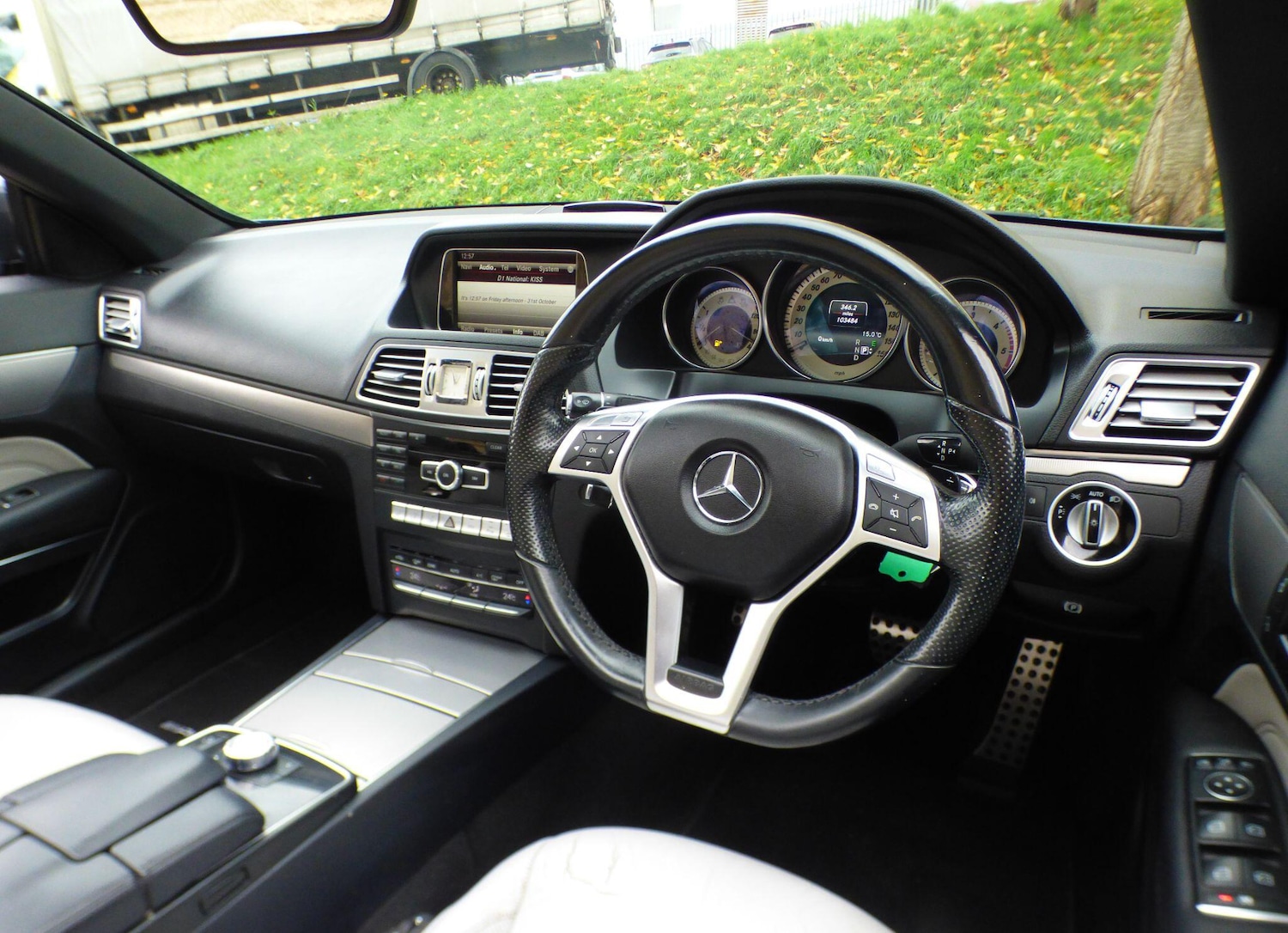 Used Mercedes-Benz E Class 2014 for sale - 76429519: Photo 20