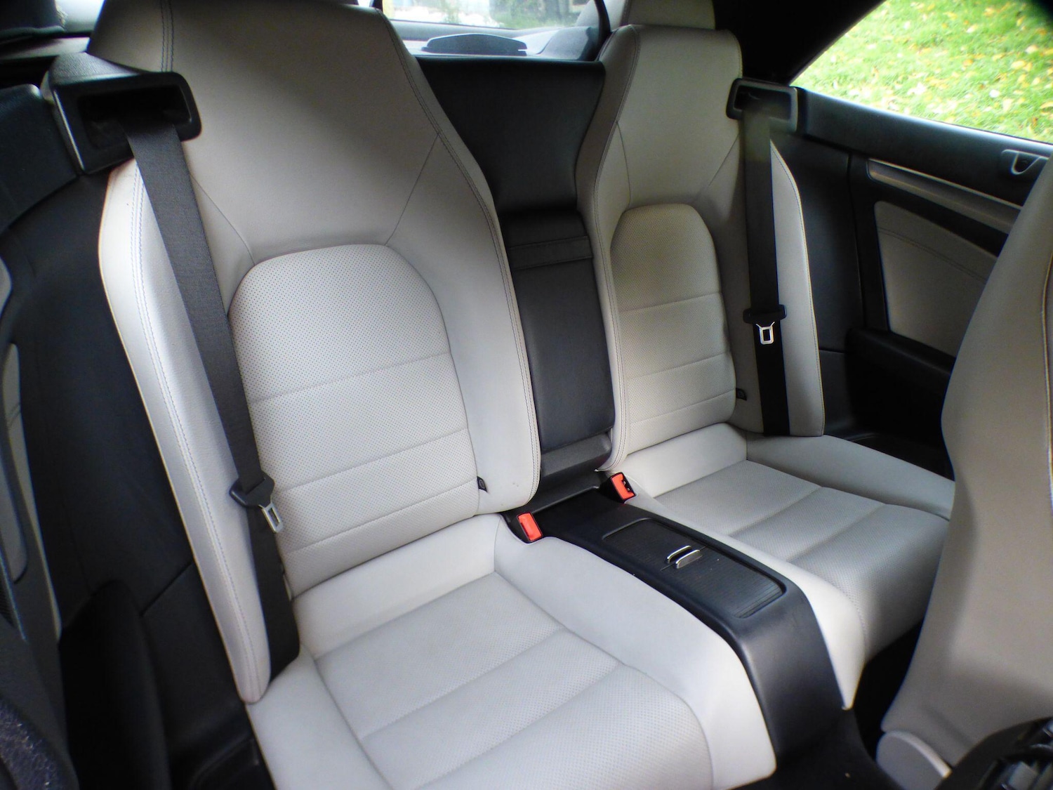 Used Mercedes-Benz E Class 2014 for sale - 76429519: Photo 6