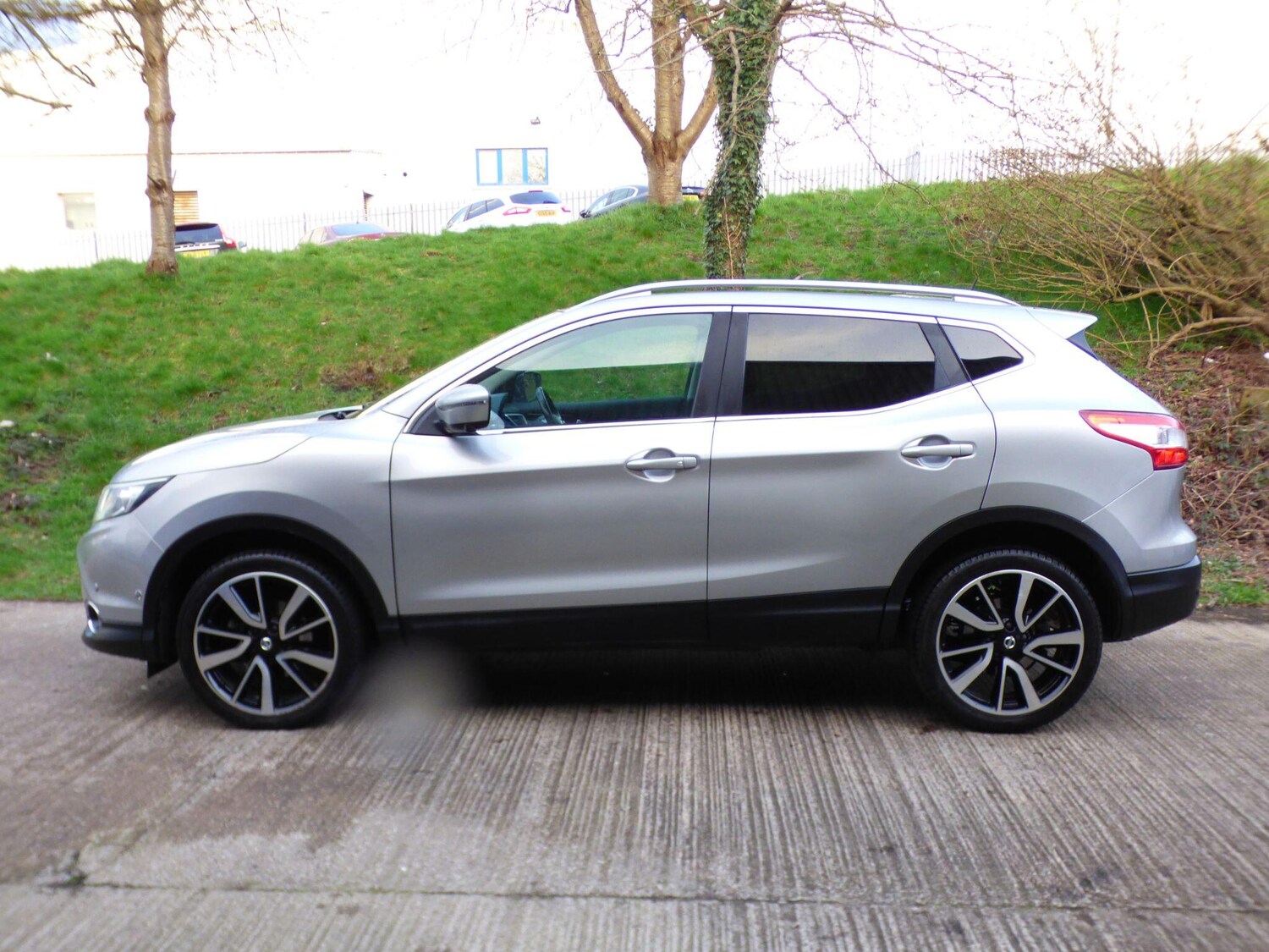 Used Nissan Qashqai 2017 for sale - 77919126: Photo 20