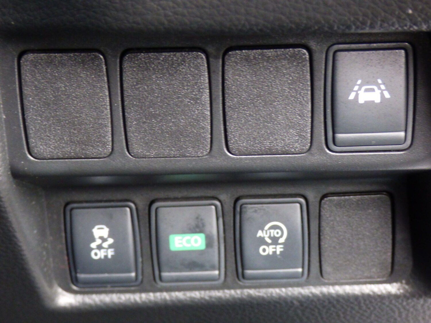 Used Nissan Qashqai 2017 for sale - 77919126: Photo 25