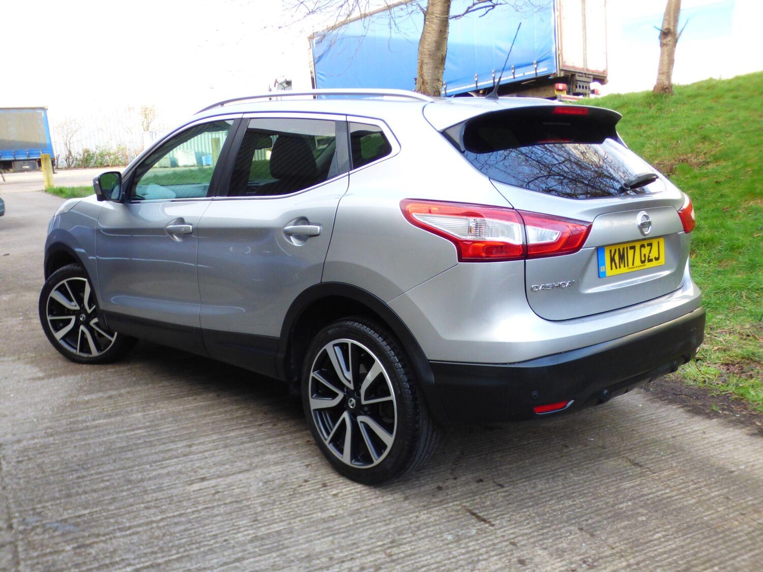 Used Nissan Qashqai 2017 for sale - 77919126: Photo 41