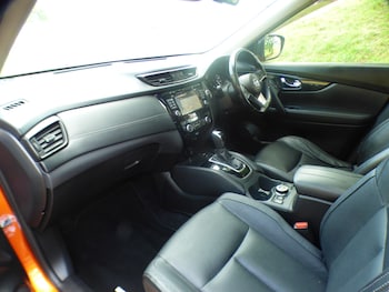 Used Nissan X-Trail 2017 for sale - 75489708: Photo
