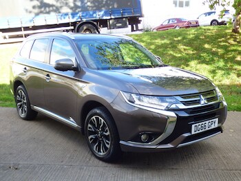 Used Mitsubishi Outlander 2016 for sale - 75987245: Photo