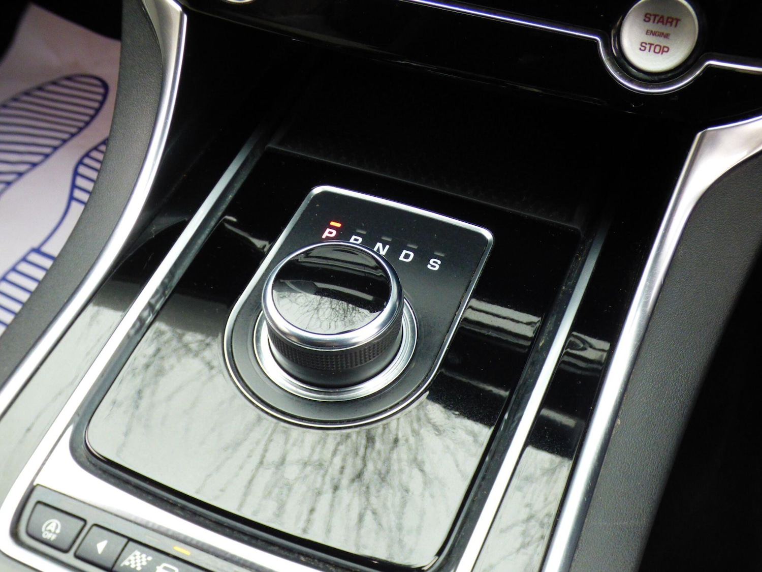 Used Jaguar XE 2019 for sale - 78011872: Photo 15