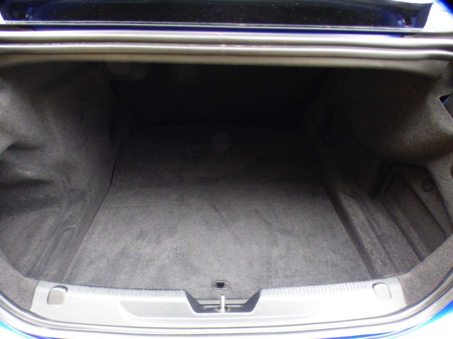 Used Jaguar XE 2019 for sale - 78011872: Photo 26