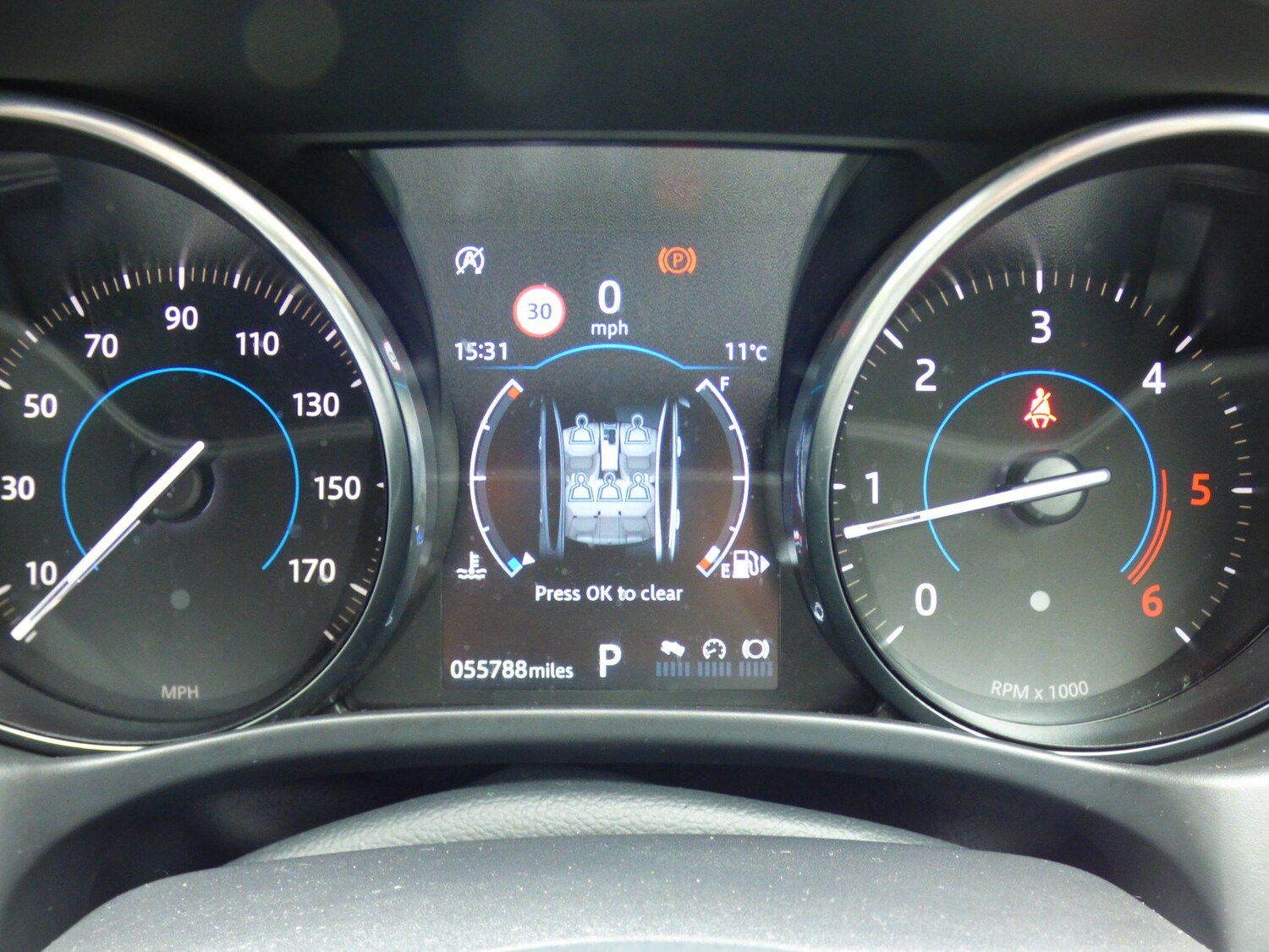 Used Jaguar XE 2019 for sale - 78011872: Photo 35