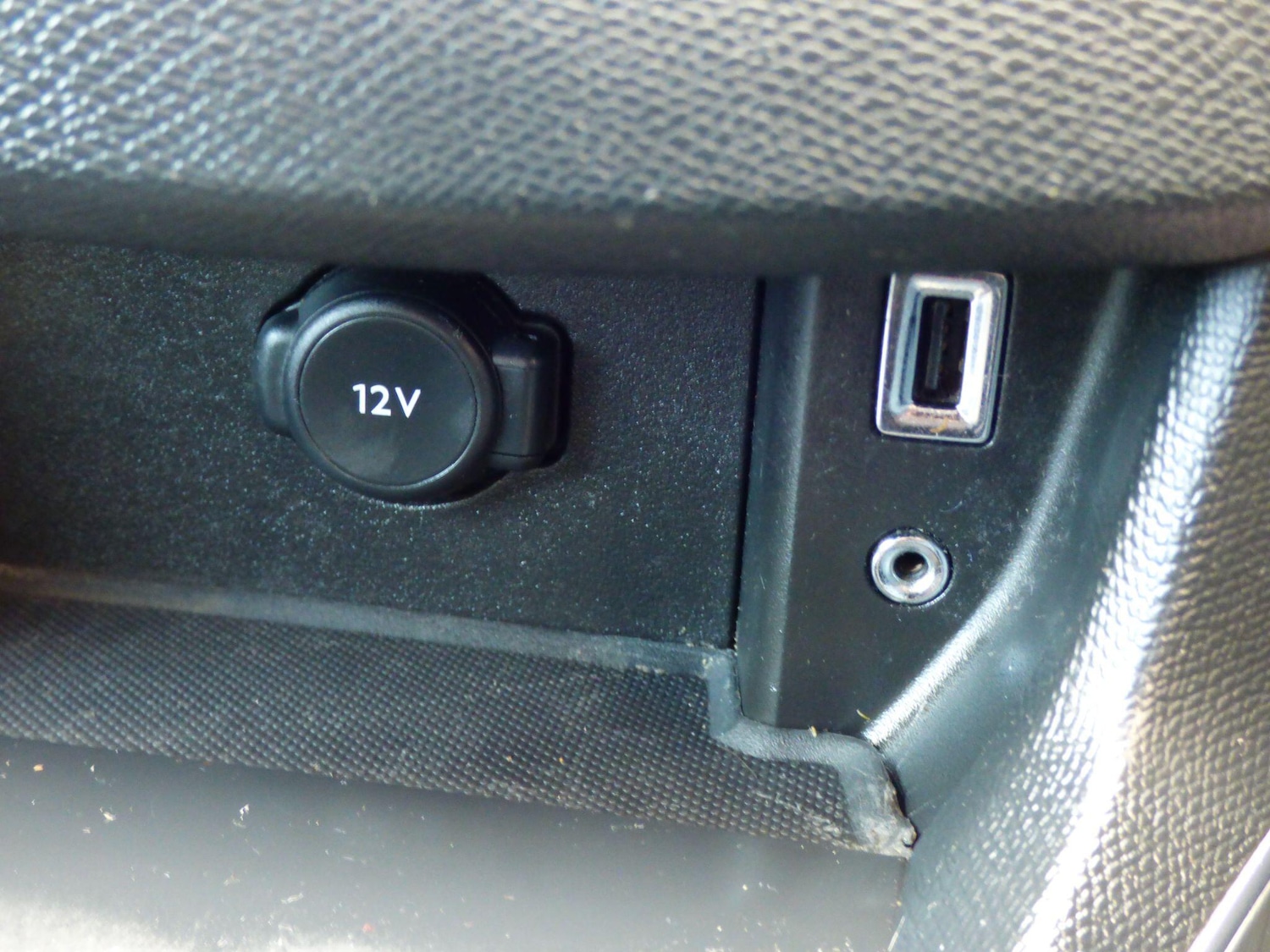 Used Peugeot 308 2016 for sale - 76577418: Photo 10